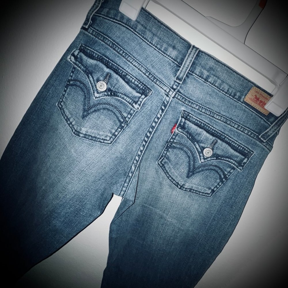 ❗️Sold ❗️LEVI STRAUSS "524 Jeans" Sz 7 M Boot Cut